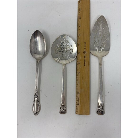 Vintage Oneida Rogers Enchantment Flatware 2 Piece Serving Set & Tablespoon - Picture 5 of 8